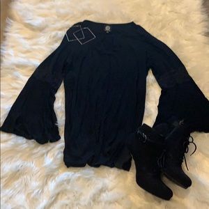Super cute black shirt w lace detail